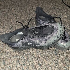 Hoka Black and Gray Speedgoat 6 Child 6